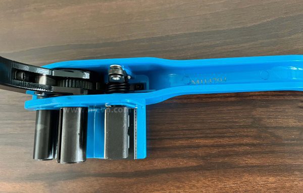 thiết bị căng đai composite