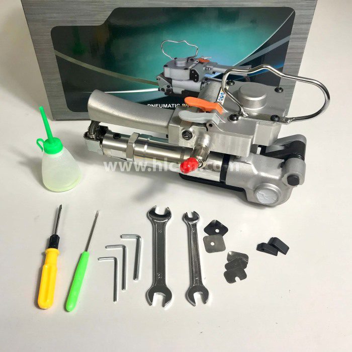 Pneumatic strapping tool