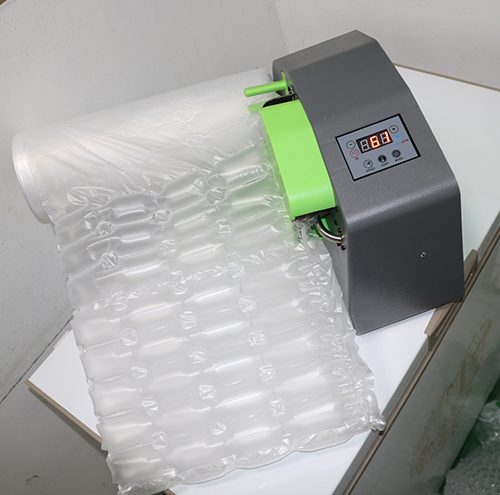 máy thổi túi khí chèn carton
